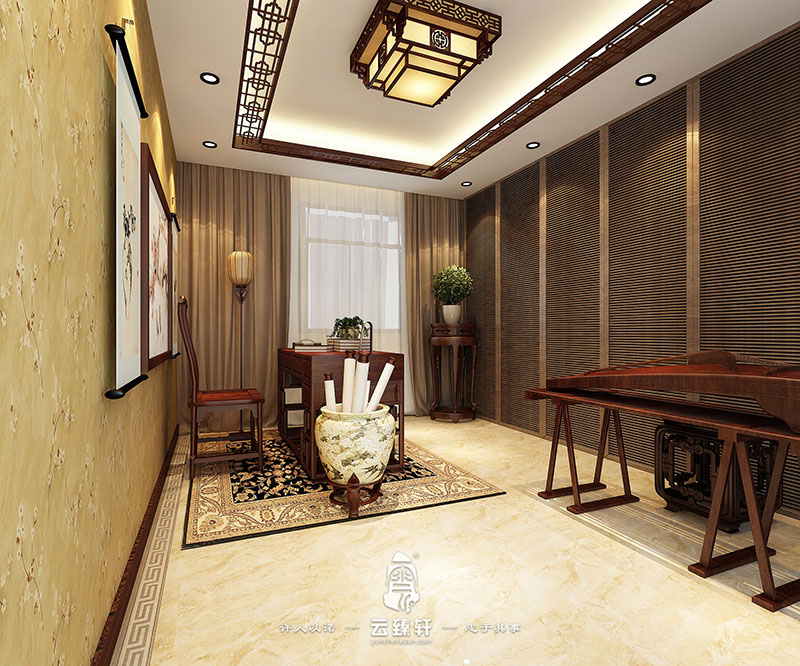 書房的紅木桌椅以及古箏架